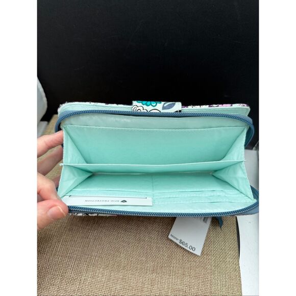 NWT Vera Bradley RFID Wallet in Penelope’s Garden - Picture 7 of 10